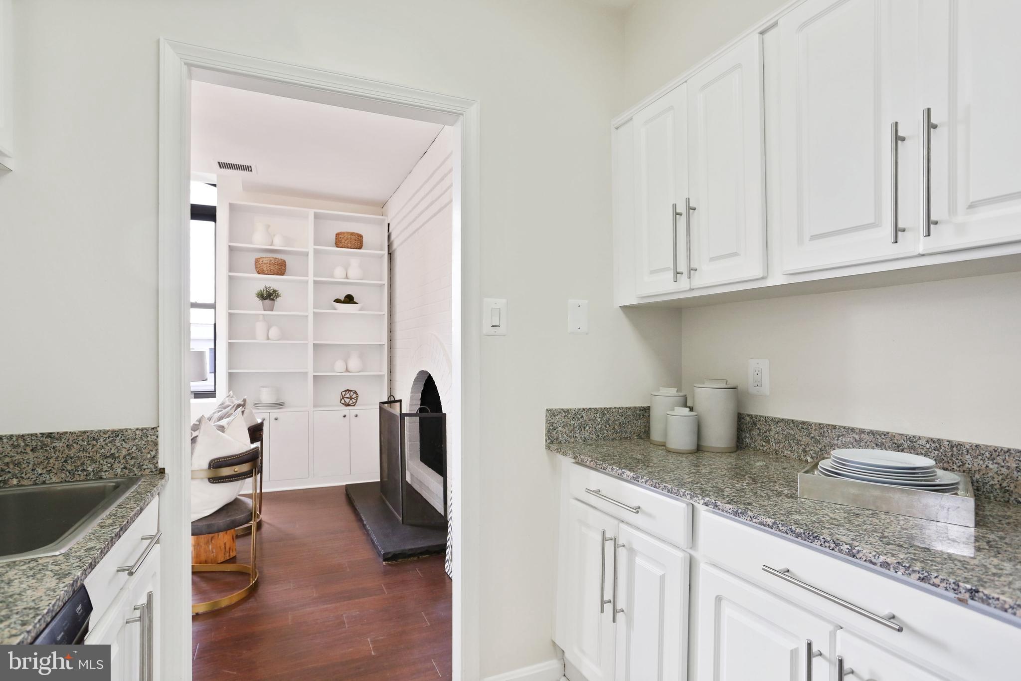 3299 K Street Northwest, Unit 702 Washington, DC 20007 - Photo 11 of 31 Kitchen