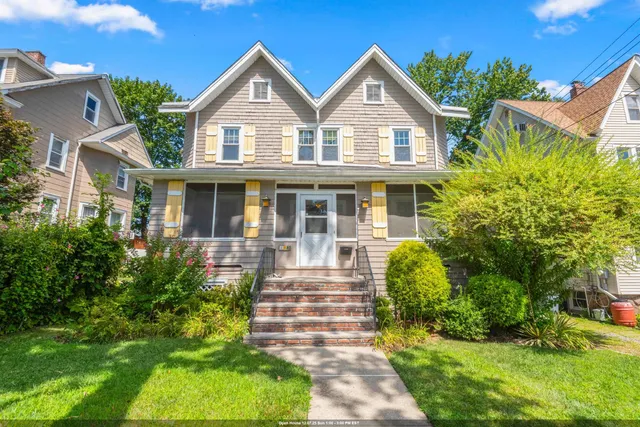 $679,000 | 183 Oakdene Avenue, Teaneck, NJ 07666