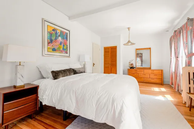 $679,000 | 183 Oakdene Avenue, Teaneck, NJ 07666