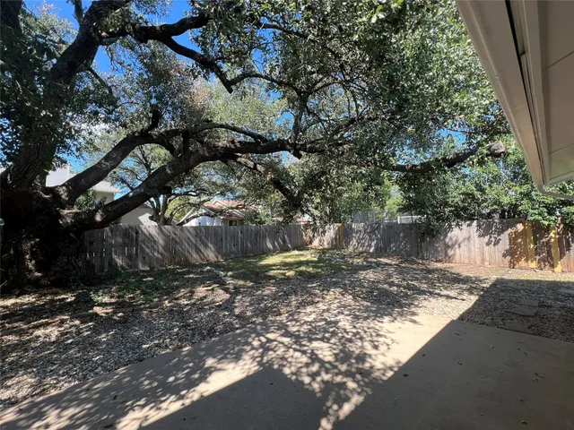 $2,250 | 11510 Powder Mill Trail, Austin, TX 78750