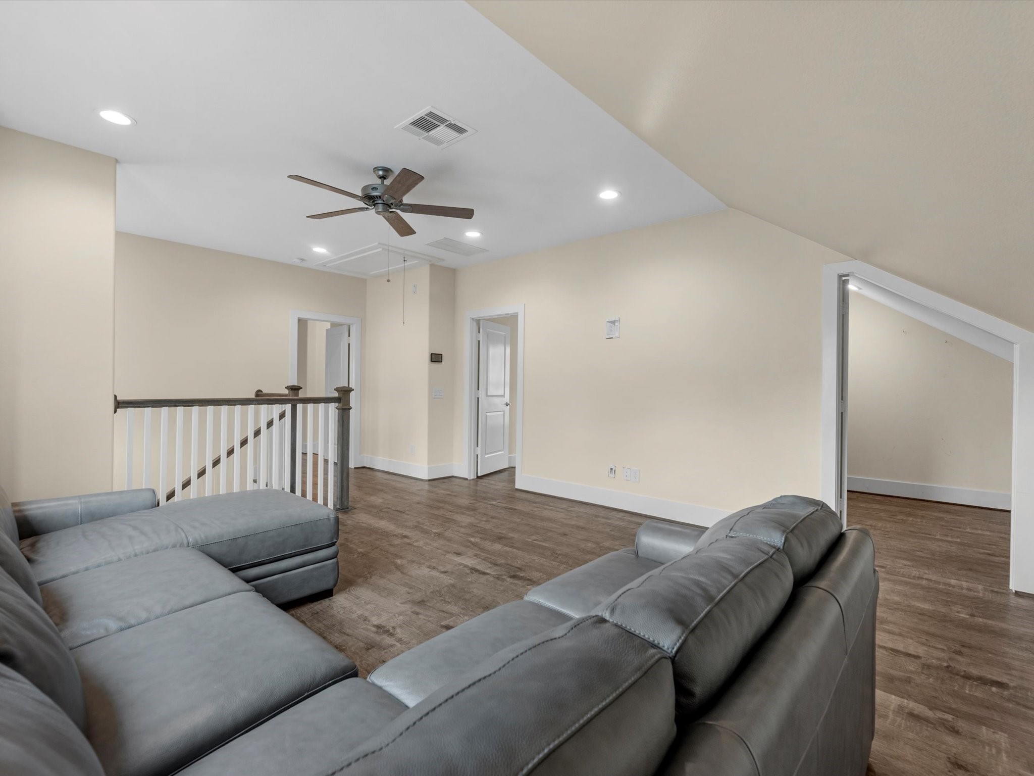 55 Red Harper Drive Spring, TX 77389 - Photo 15 of 28 a living room with furniture and a ceiling fan