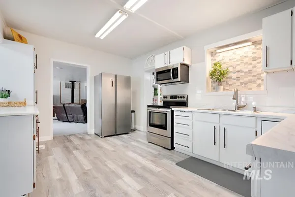 $362,000 | 85 West Washington Avenue, Cambridge, ID 83610