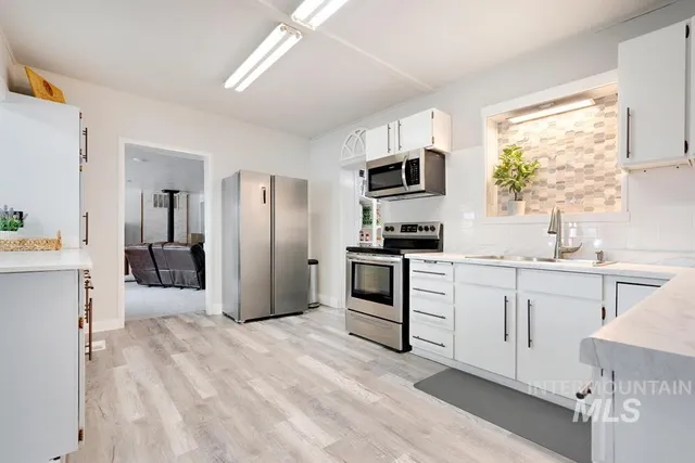 $367,000 | 85 West Washington Avenue, Cambridge, ID 83610