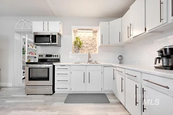 $362,000 | 85 West Washington Avenue, Cambridge, ID 83610