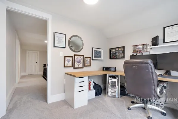 $362,000 | 85 West Washington Avenue, Cambridge, ID 83610