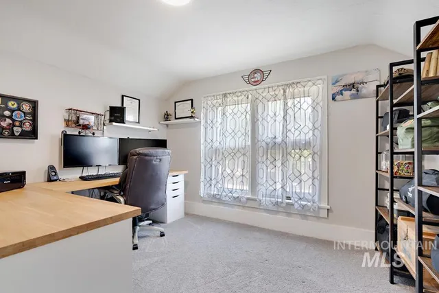 $367,000 | 85 West Washington Avenue, Cambridge, ID 83610