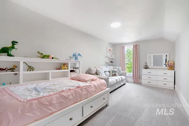 $367,000 | 85 West Washington Avenue, Cambridge, ID 83610