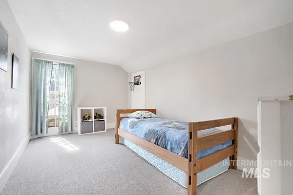 $362,000 | 85 West Washington Avenue, Cambridge, ID 83610