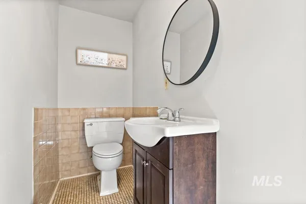 $362,000 | 85 West Washington Avenue, Cambridge, ID 83610