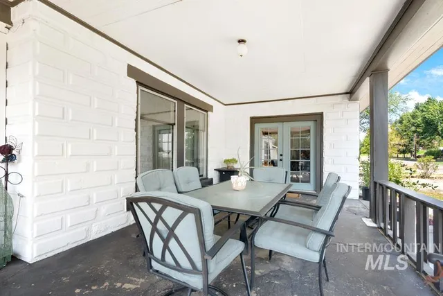 $367,000 | 85 West Washington Avenue, Cambridge, ID 83610