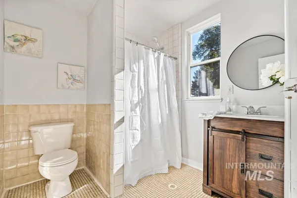 $362,000 | 85 West Washington Avenue, Cambridge, ID 83610