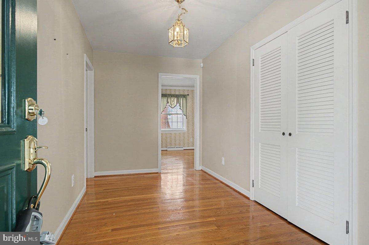 2620 Skylark Road Wilmington, DE 19808 - Photo 4 of 32