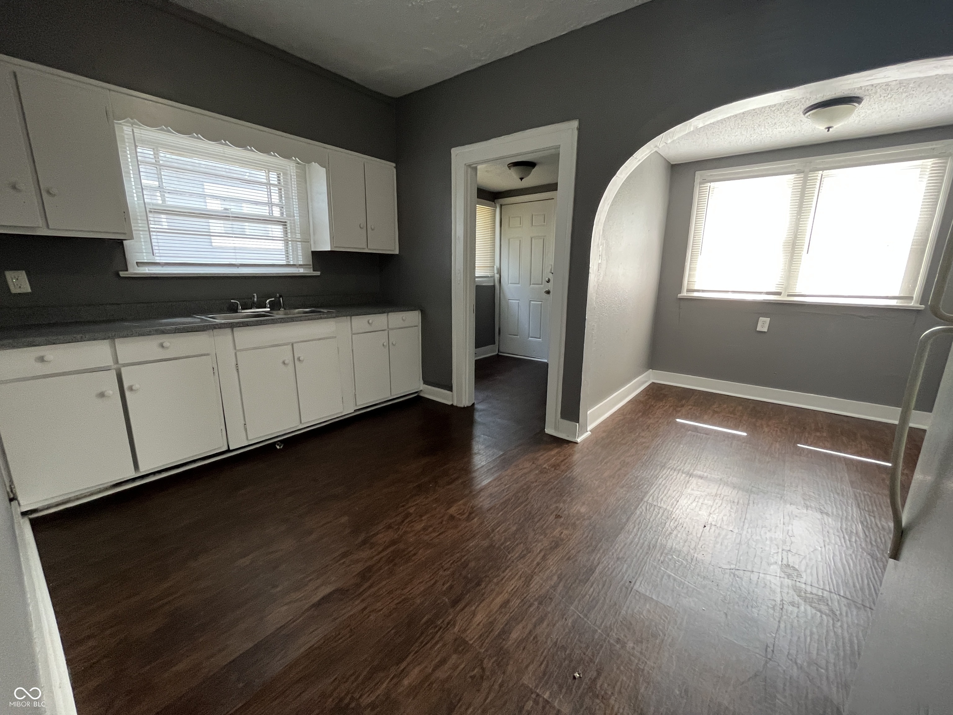 2922 Ruckle Street Indianapolis, IN 46205 - Photo 7 of 31 Gallery Image 7
