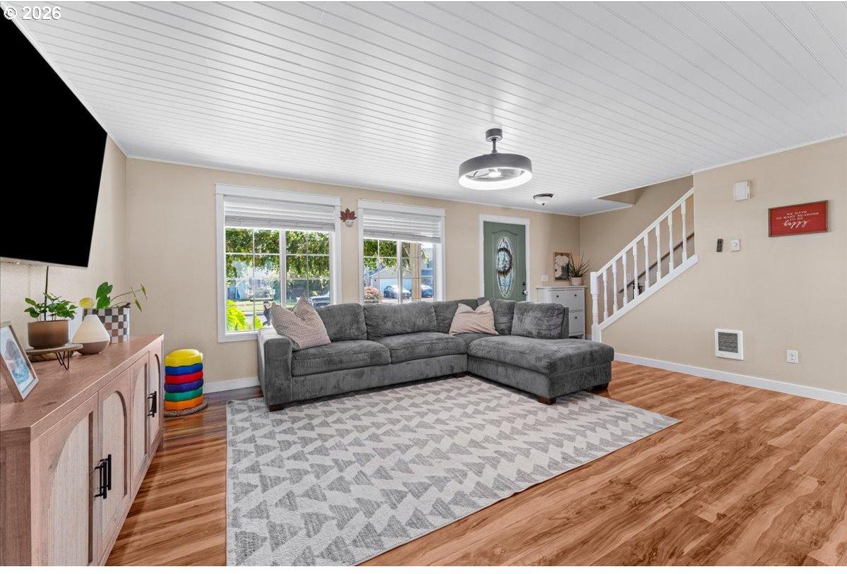 154 Vermillion Road Kelso, WA 98626 - Photo 8 of 46 Gallery Image 8