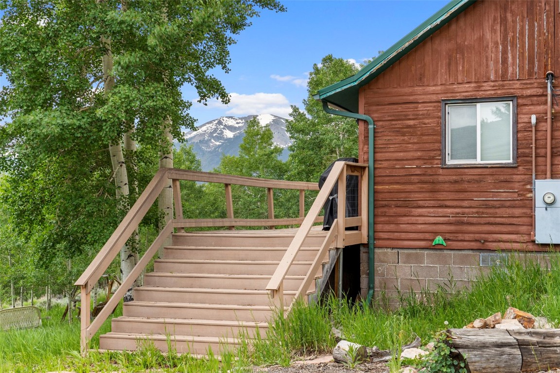 473 J Road Silverthorne, CO 80498 - Photo 30 of 38 a view of outdoor space yard and deck