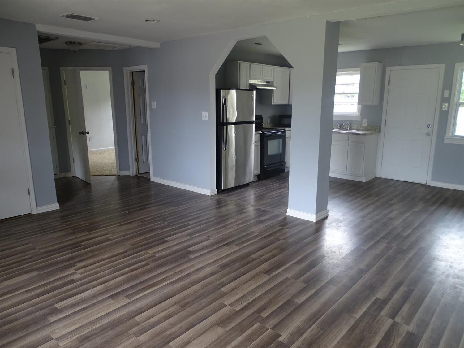 4817 40th Street Lubbock, TX 79414 - Photo 5 of 14 Photo 5