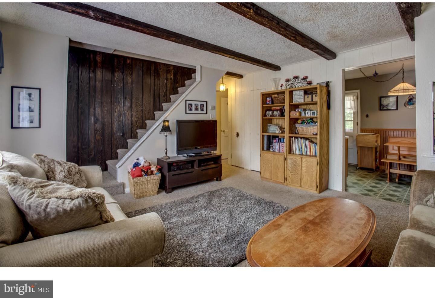 132 Barren Road Newtown Square, PA 19073 - Photo 3 of 25
