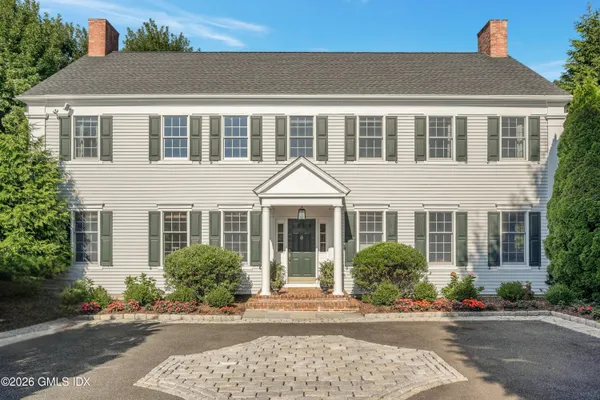 $3,150,000 | 4 Mercia Lane, Greenwich, CT 06830