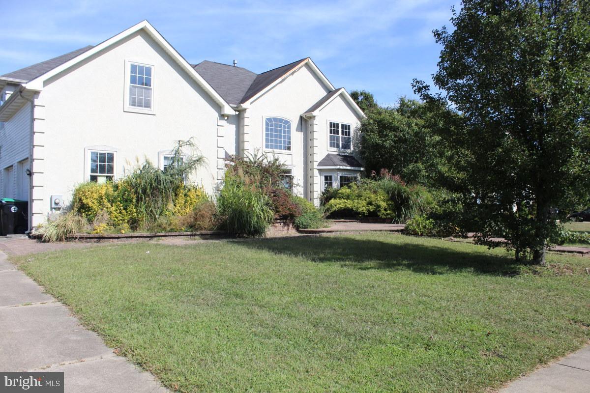 140 Ryans Run Sicklerville, NJ 08081 - Photo 1 of 33