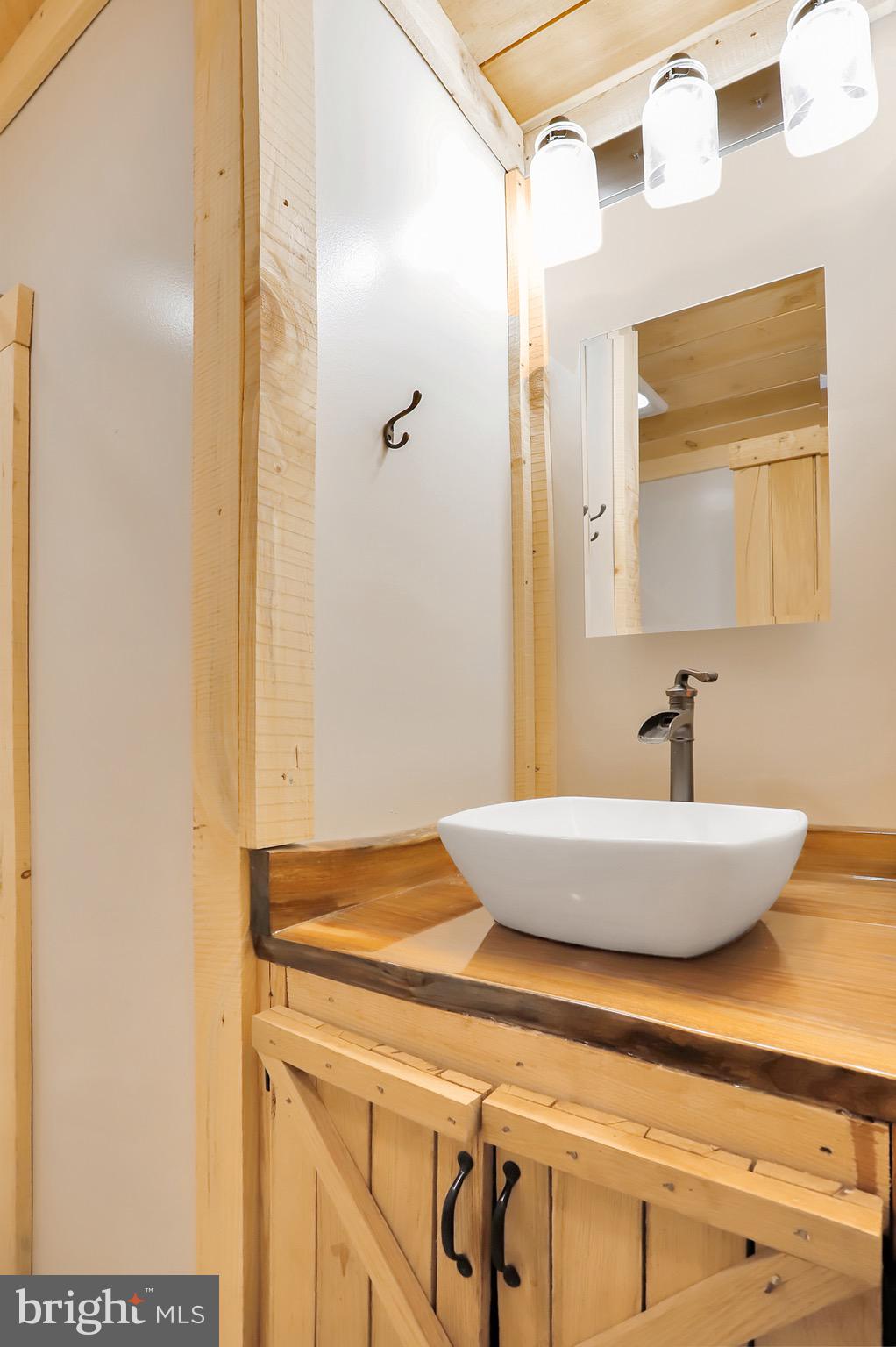 1188 Church Road Orrtanna, PA 17353 - Photo 25 of 60 Guest Full Bathroom; Custom Black Walnut Accents!!