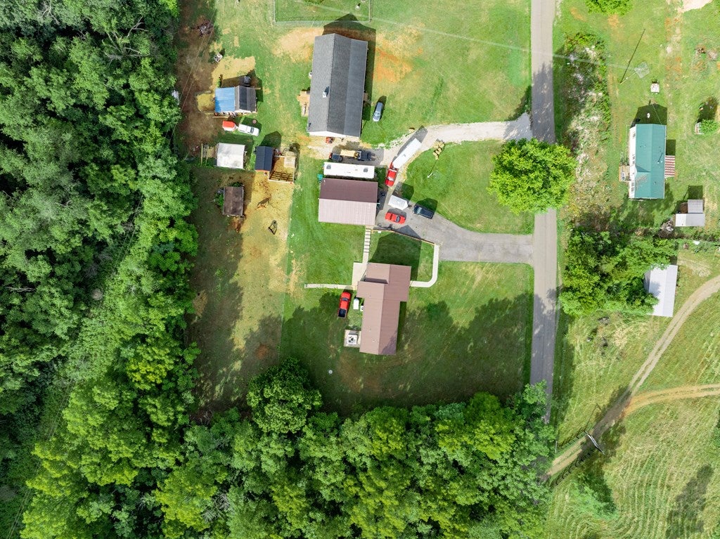 261 Sanders Mines Road Max Meadows, VA 24360 - Photo 22 of 25 Gallery Image 22