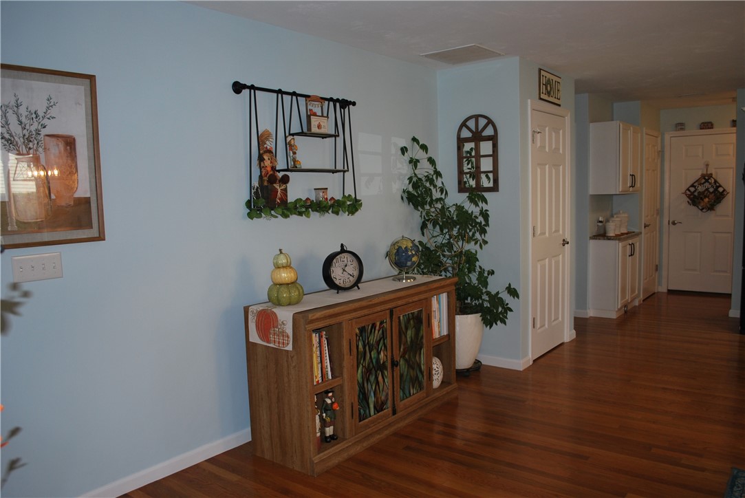 500 Mendon Road, Unit 214 Cumberland, RI 02864 - Photo 13 of 24
