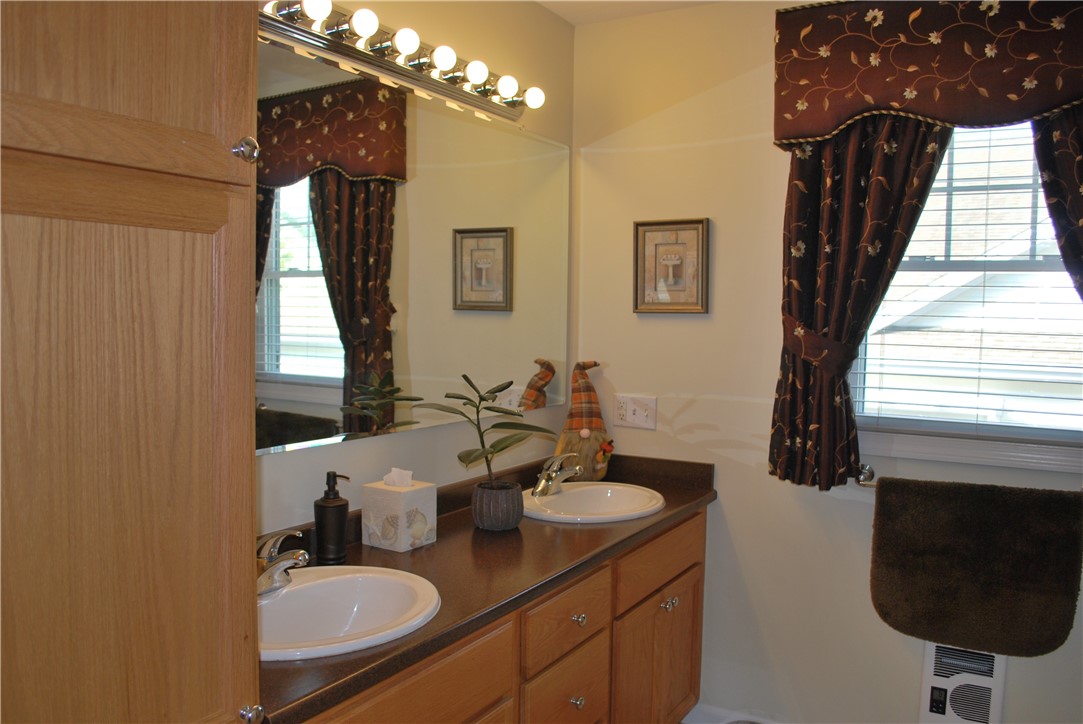 500 Mendon Road, Unit 214 Cumberland, RI 02864 - Photo 20 of 24