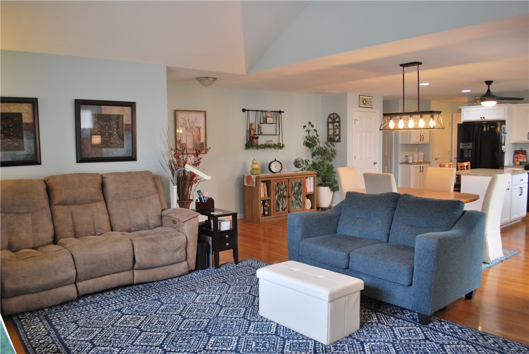 500 Mendon Road, Unit 214 Cumberland, RI 02864 - Photo 7 of 24