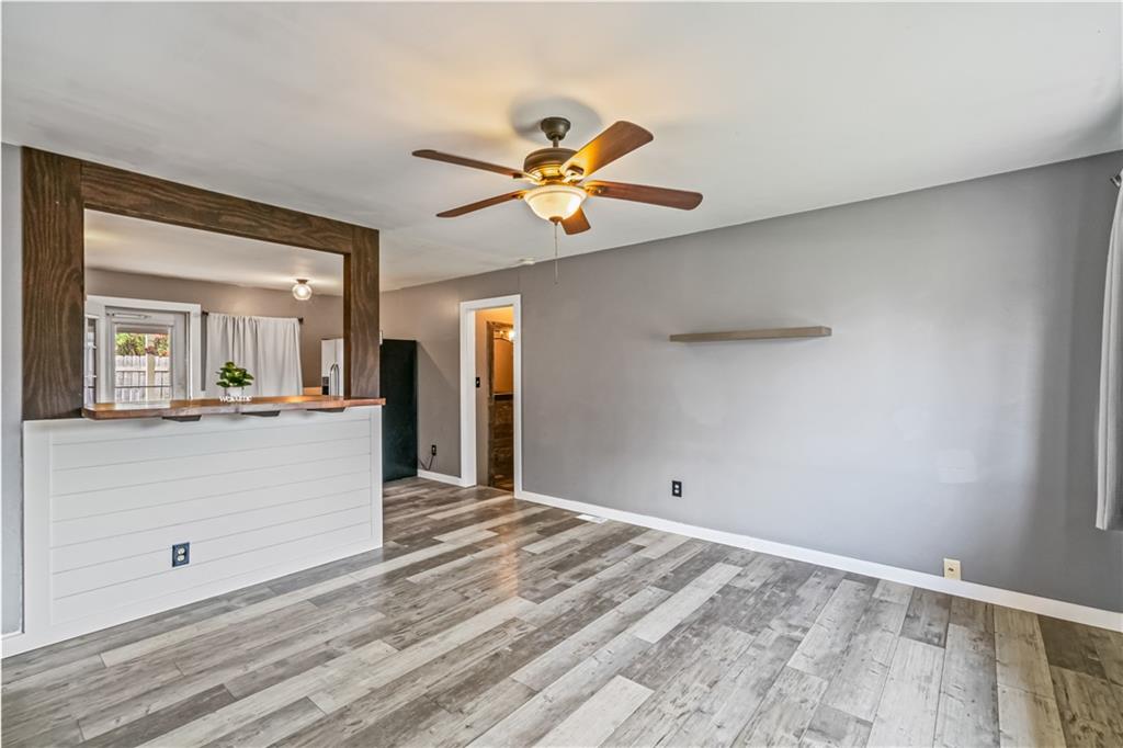 401 Rothey Drive Elizabeth, PA 15037 - Photo 2 of 17 a view of a workspace