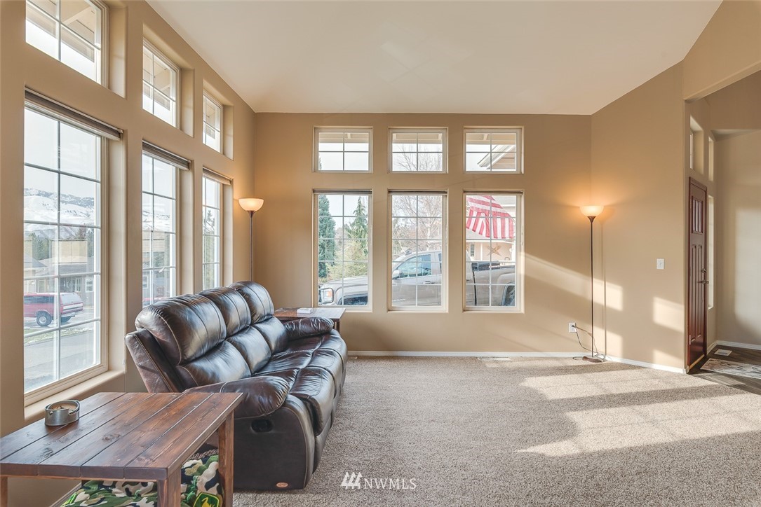 3629 Burchvale Road Wenatchee, WA 98801 - Photo 13 of 36 Gallery Image 13