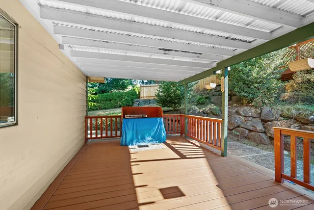 $639,000 | 2205 Blaine Circle Southeast, Renton, WA 98055