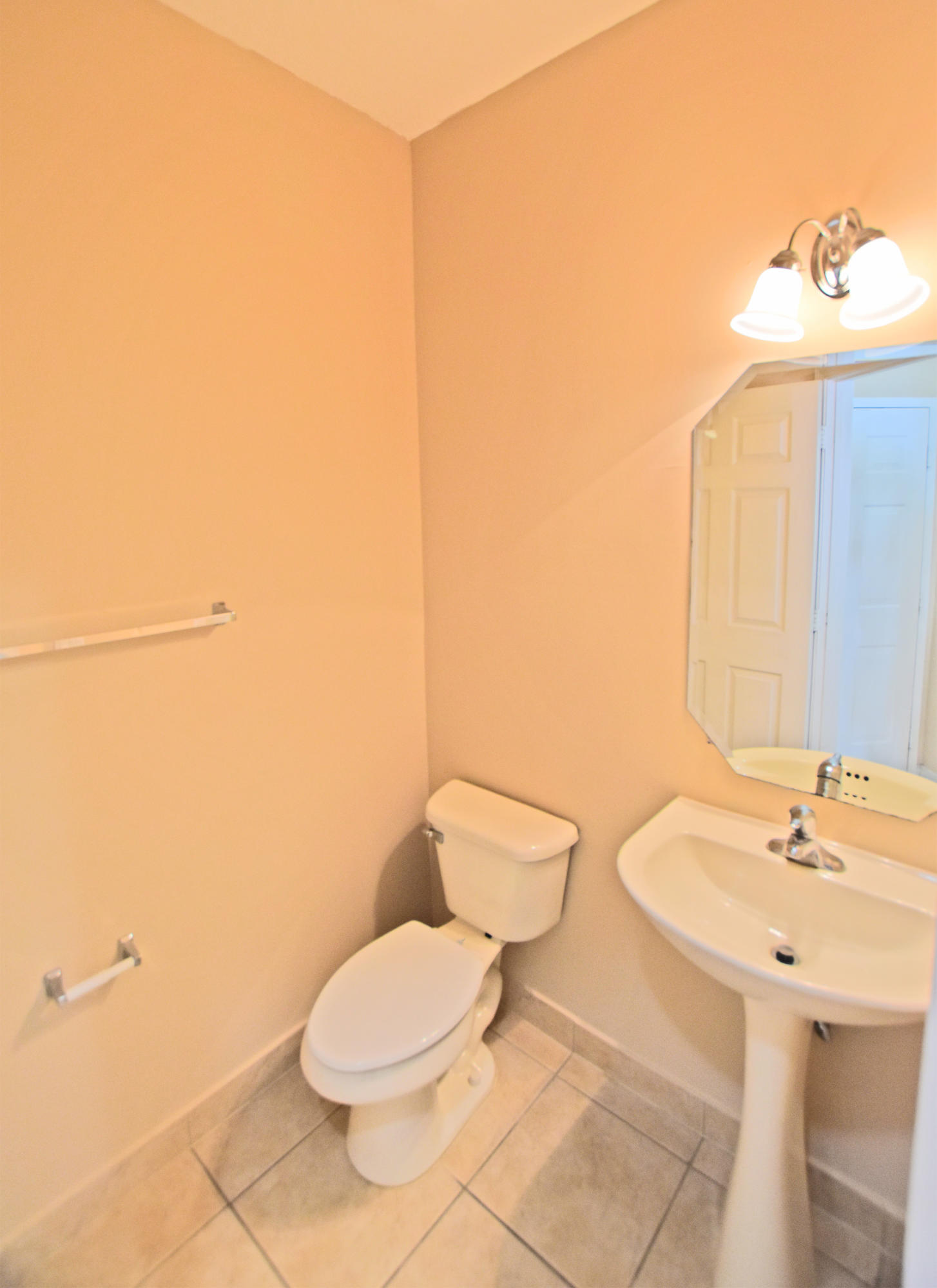 1703 Terracotta Drive Riviera Beach, FL 33404 - Photo 8 of 19 pic7