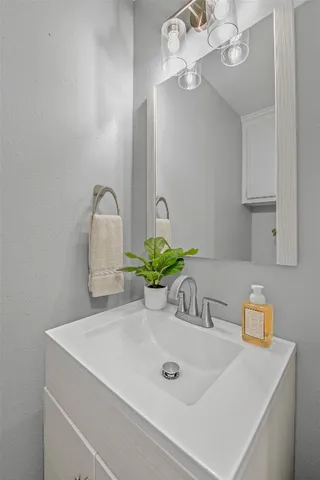 $398,000 | 6201 Cromwell Court, Bryan, TX 77802