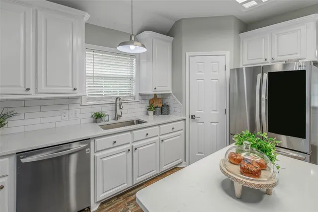 $398,000 | 6201 Cromwell Court, Bryan, TX 77802