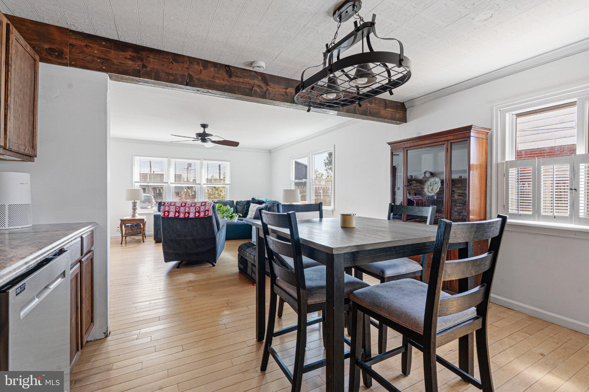 10 Cowl Court Baltimore, MD 21220 - Photo 13 of 33 Bright and inviting open space.