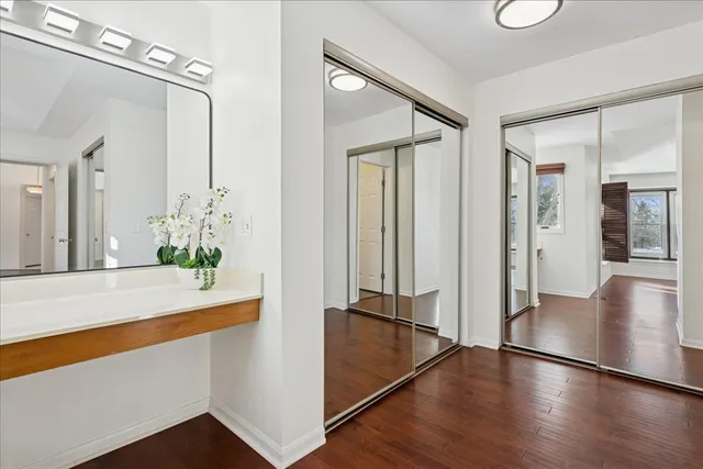 $2,295 | 1810 Fox Run Drive, Unit C, Elk Grove Village, IL 60007