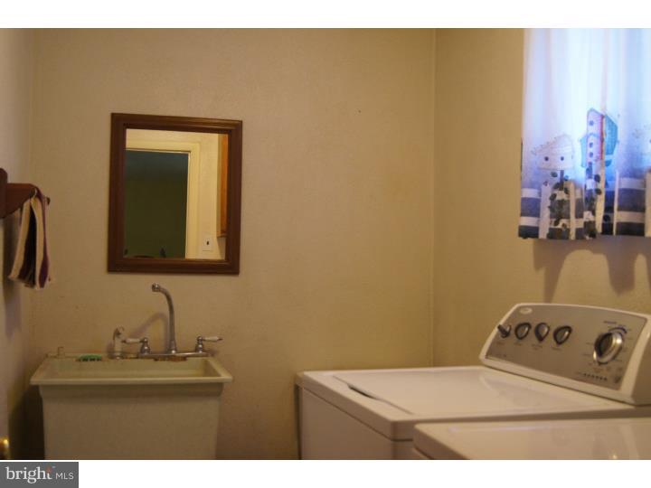 1195 Miller Road Pottstown, PA 19465 - Photo 17 of 23 Laundry Room