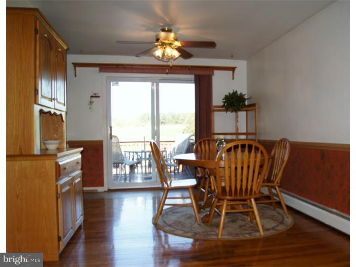 1195 Miller Road Pottstown, PA 19465 - Photo 6 of 23 Dining Room