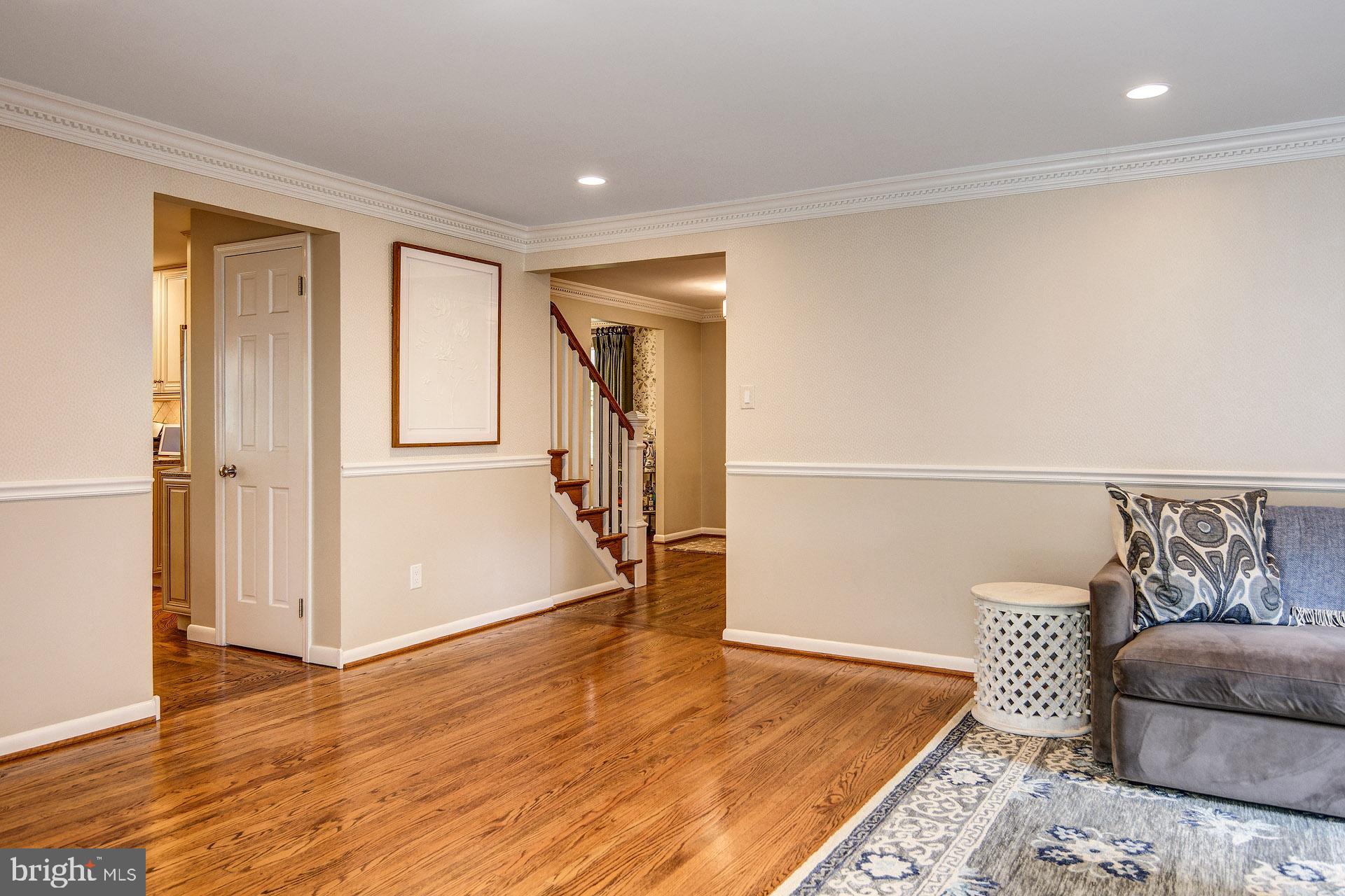 6 Heritage Road Haddonfield, NJ 08033 - Photo 43 of 61 a livingroom with furniture and wooden floor