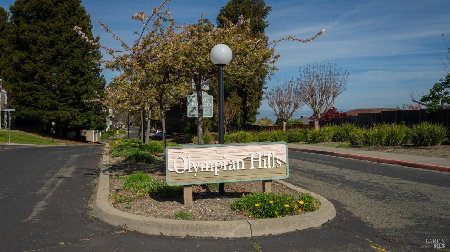 215 Apollo, Unit 1 Hercules, CA 94547 - Photo 11 of 60