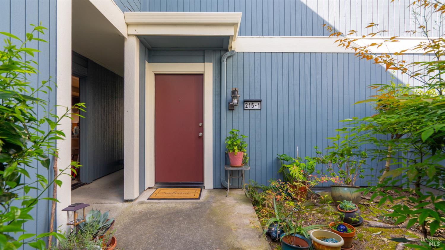 215 Apollo, Unit 1 Hercules, CA 94547 - Photo 13 of 60