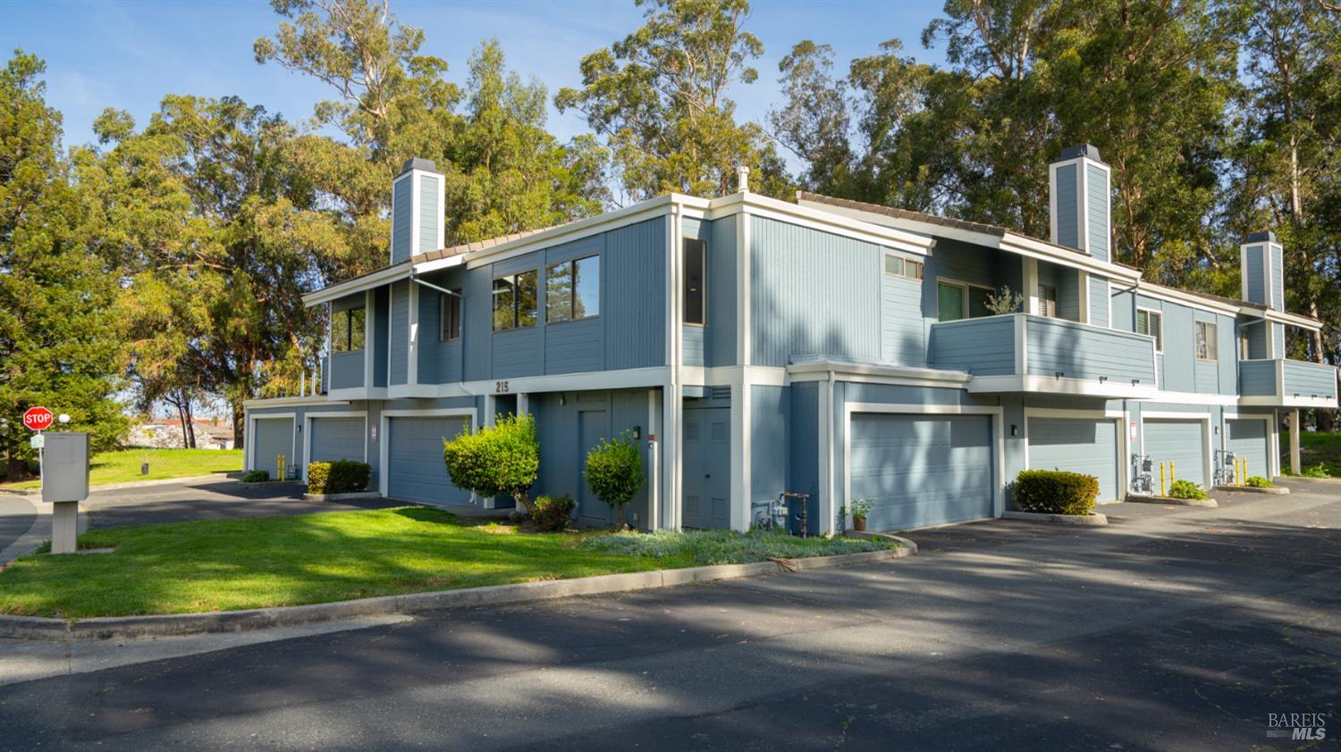 215 Apollo, Unit 1 Hercules, CA 94547 - Photo 7 of 60