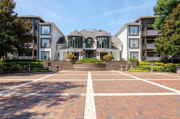 $1,395 | 4580 Barclay Drive, Unit 211C, Dunwoody, GA 30338