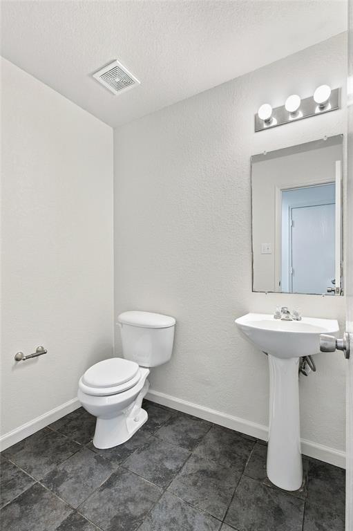 12121 Arbor Lake Road Rhome, TX 76078 - Photo 18 of 33 Half powder bath