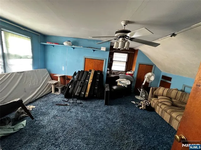 $400,000 | 538 Dietz Street, Roselle, NJ 07203