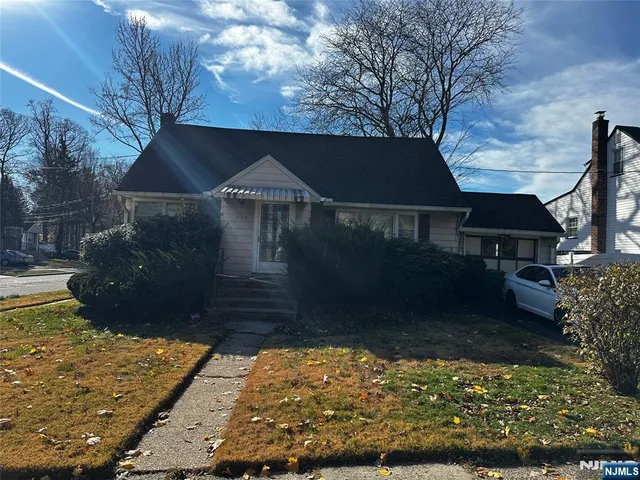 $400,000 | 538 Dietz Street, Roselle, NJ 07203