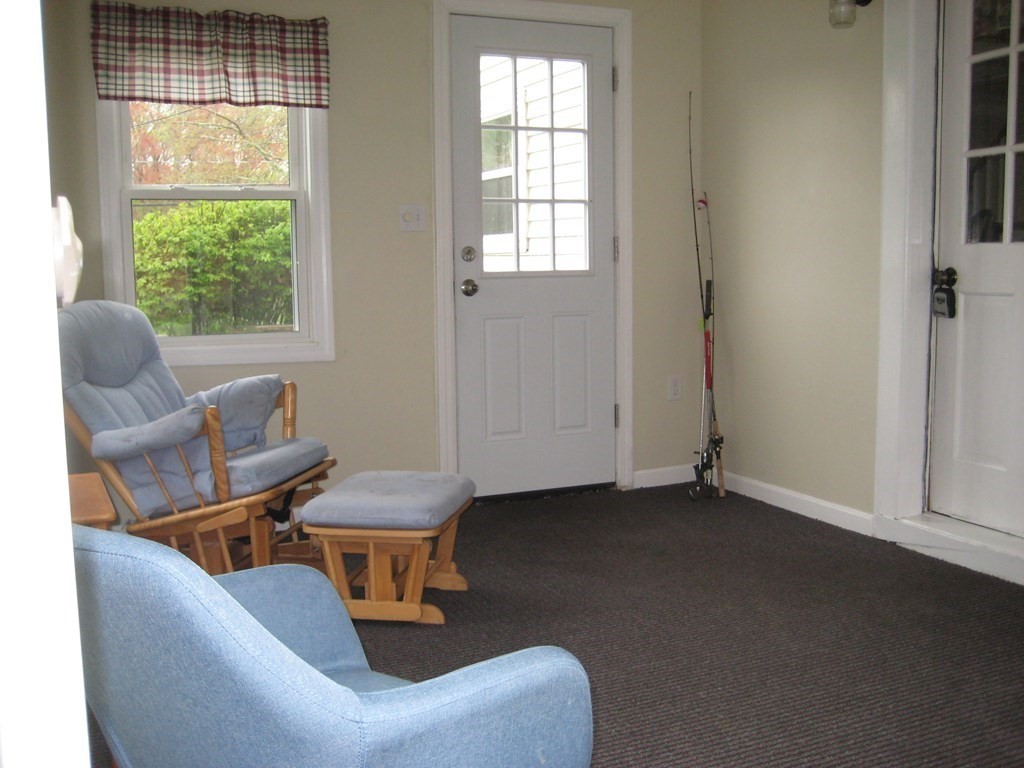 107 Causeway Street Hudson, MA 01749 - Photo 20 of 21 a view of workspace and window