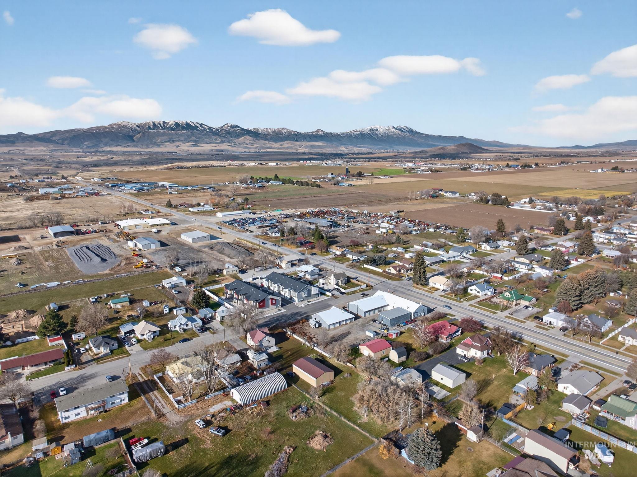 49 South 4th Street West Preston, ID 83263 - Photo 46 of 48 Aerial view of property and surrounding area with mountains