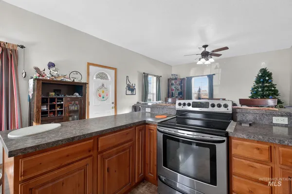 $390,000 | 49 South 4th Street West, Preston, ID 83263
