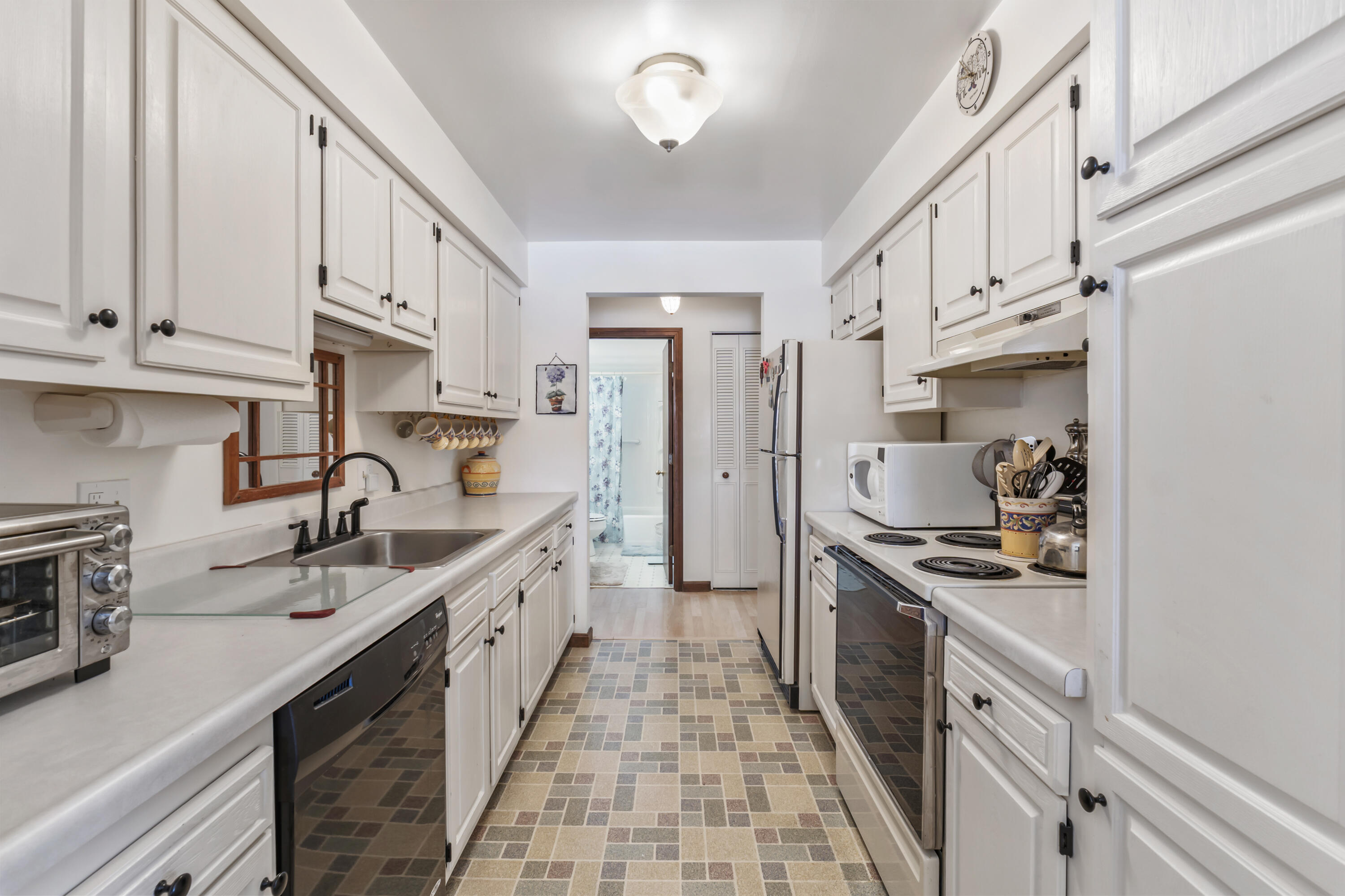 600 Riverside Drive, Unit 18 Augusta, ME 04330 - Photo 12 of 55 600 Riverside Dr #18_112